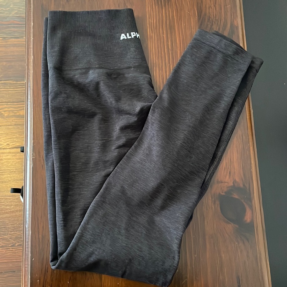 Alphalete leggings